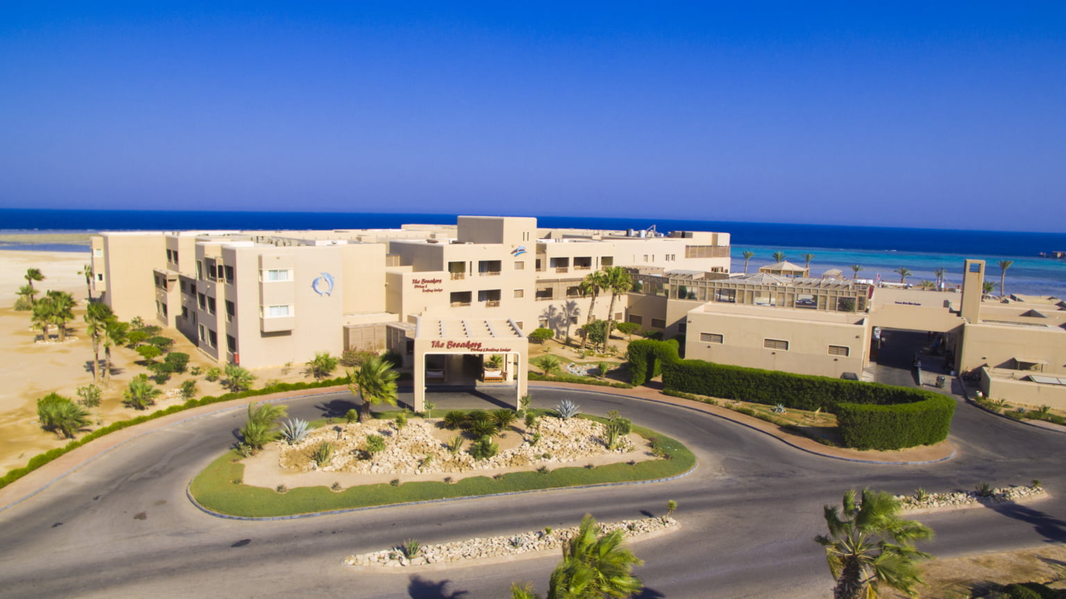 The Breakers Diving and Surfing Lodge - Beach