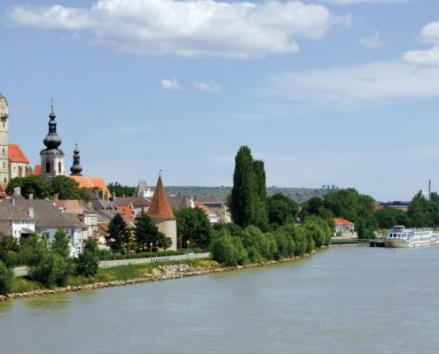 Donau_Österreich_Blick von Donau auf Krems nickoVISION Krems