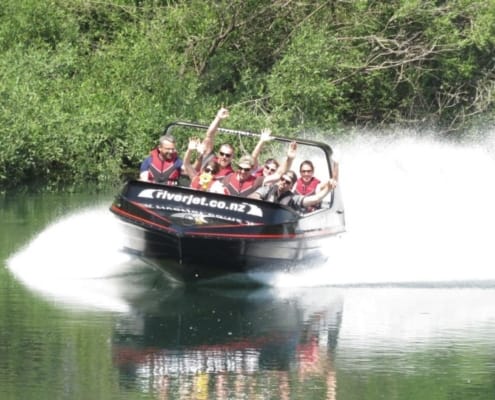 ferntouristik-unterwegs_Neuseeland_Jetboot-auf-dem-Waikati-River-1