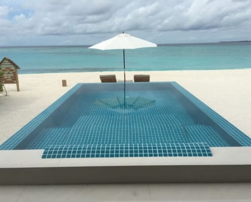 ferntouristik_unterwegs_Malediven_Faarufushi_Wasservilla