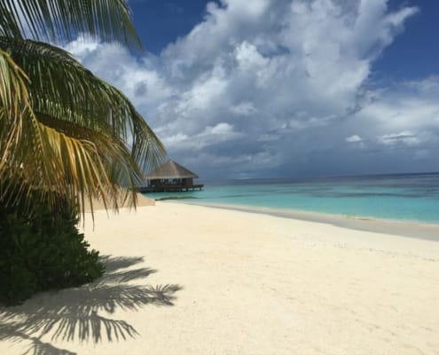 ferntouristik_unterwegs_Malediven_Huvafen-Fushi-Maldives_Strand-1