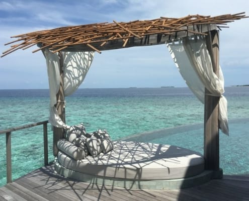 ferntouristik_unterwegs_Malediven_Milaidhoo-Island_Wasserbungalow