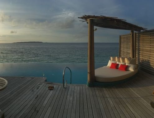 ferntouristik_unterwegs_Malediven_Milaidhoo-Island_Wasservilla