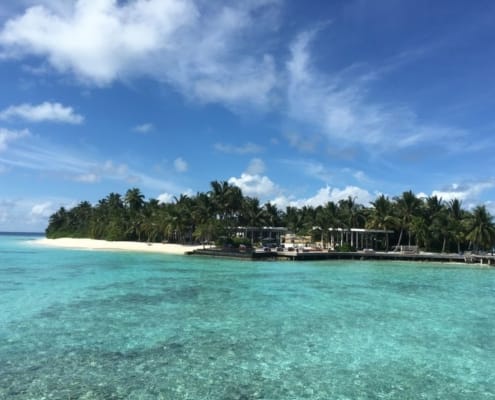 ferntouristik_unterwegs_Malediven_Raffles-Maldives-Meradhoo_Ankommen
