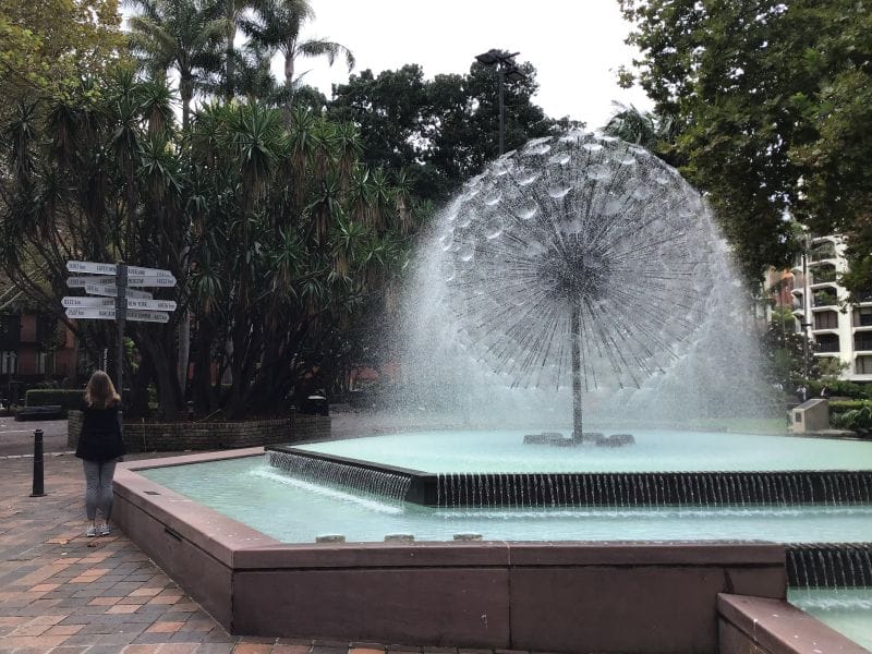 ferntouristik_unterwegs_Sydney_Brunnen