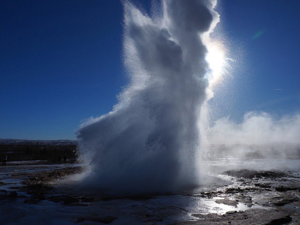geyser-3242008_1280