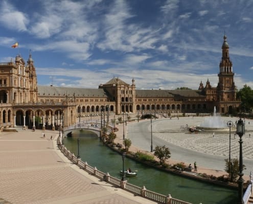 spain-square-573805_1280